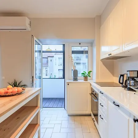 Enjoy Bonfim 2br Renovated By Lovelystay Apartmán Porto