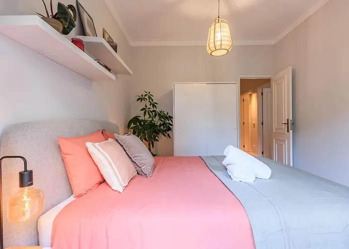 Lejlighed Enjoy Bonfim 2br Renovated By Lovelystay