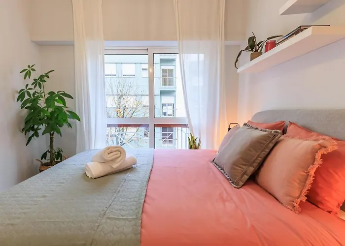 Enjoy Bonfim 2br Renovated By Lovelystay Daire *