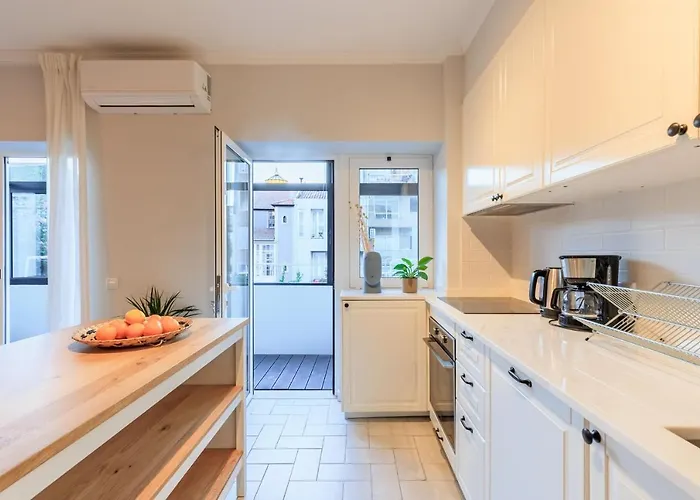 Enjoy Bonfim 2br Renovated By Lovelystay Lejlighed Porto