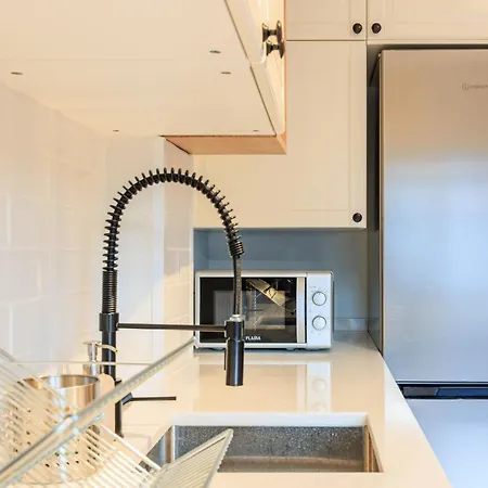 Enjoy Bonfim 2br Renovated By Lovelystay דירה